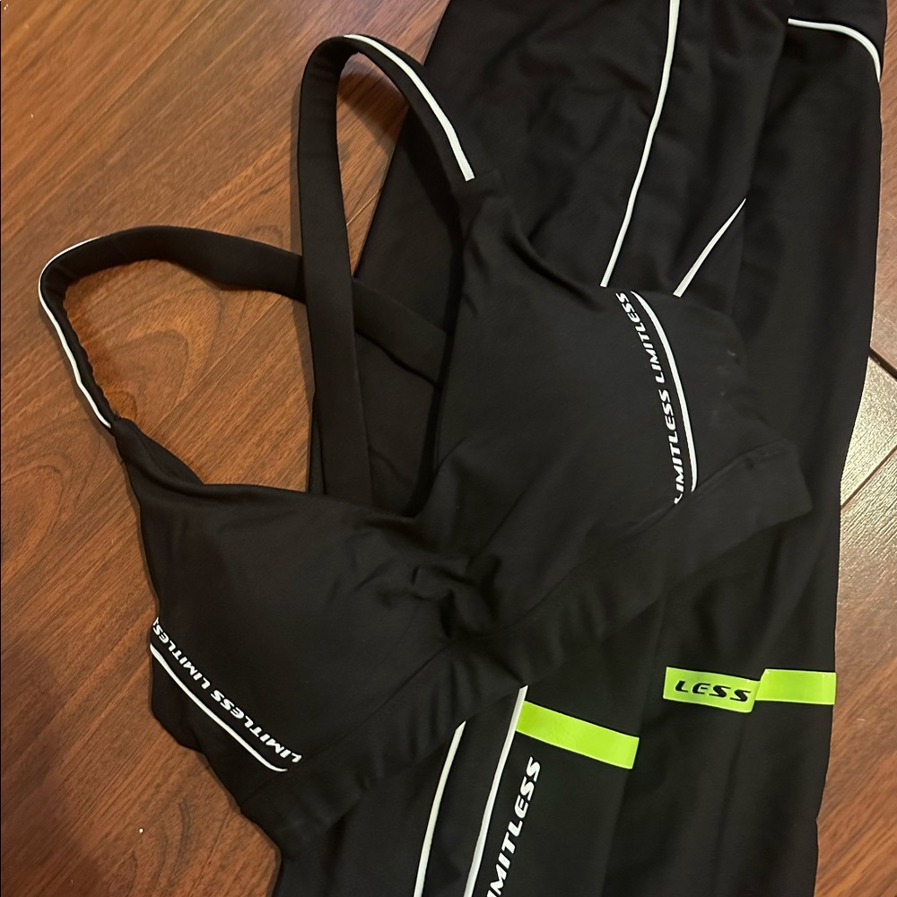 White Fox Boutique Active Set